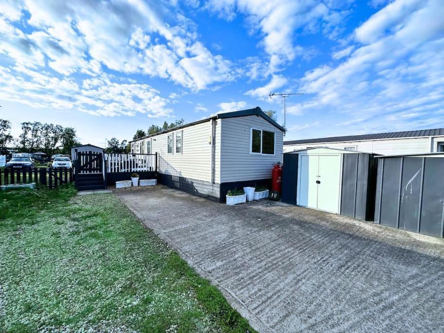 Beautiful Newly Decorated Cabin Holiday home