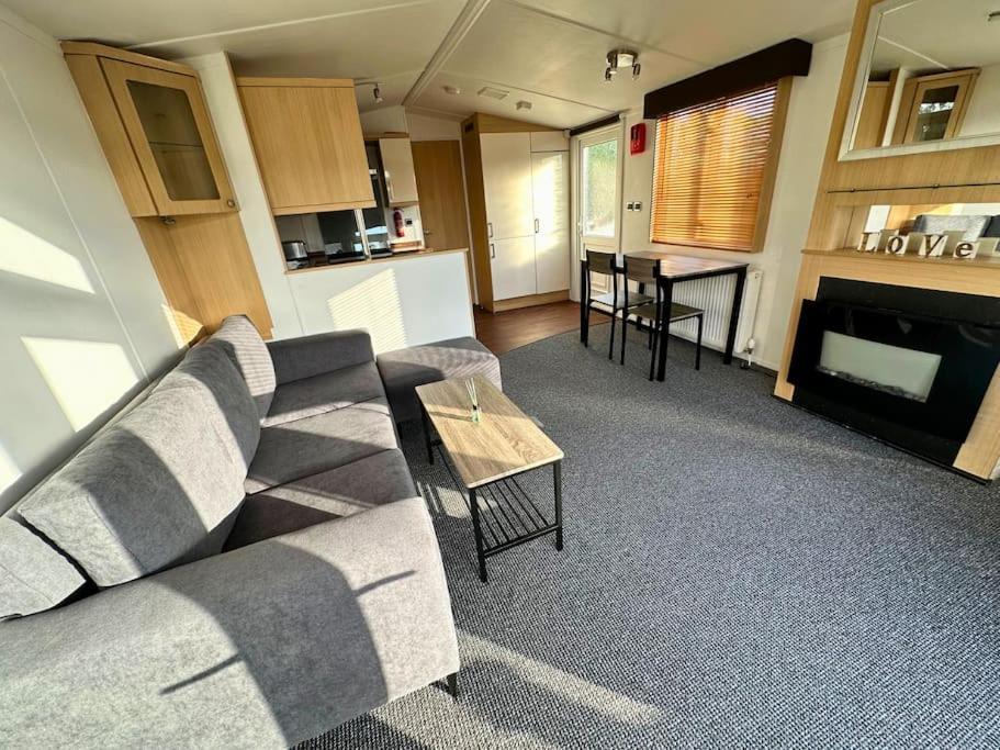 Beautiful Newly Decorated Cabin Northampton
